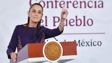 La presidenta Claudia Sheinbaum durante declaraciones sobre la reforma electoral impulsada por Morena.