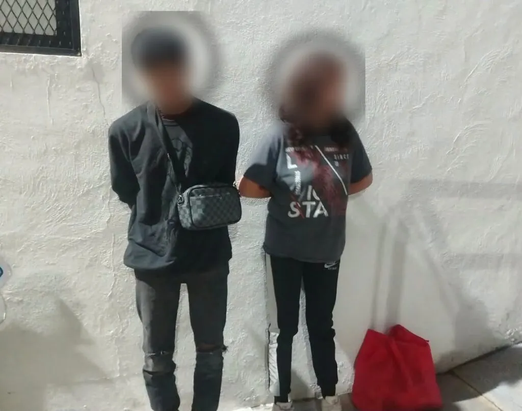 Tres detenidos en Mineral de la Reforma; recuperan motocicleta robada