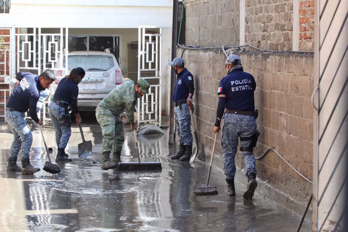 Continúan labores de limpieza en Tula