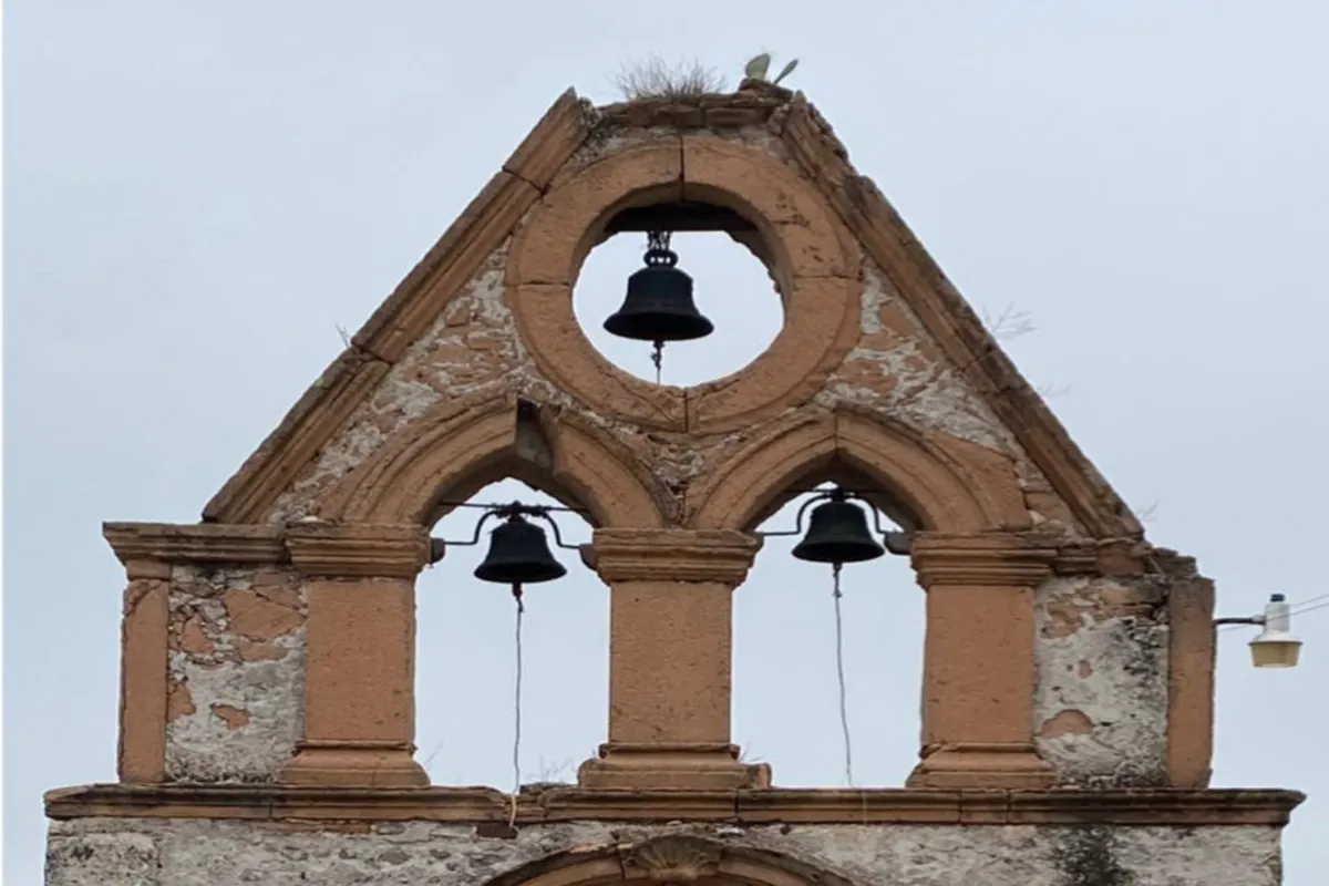 Ofrecen recompensa por campanas robadas en Atitalaquia