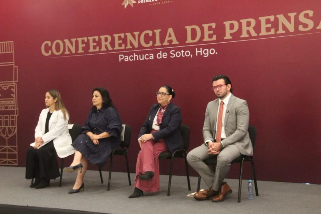 En la primera “mañanera” de Hidalgo, Miguel Tello advierte guerra sucia contra el gobierno estatal