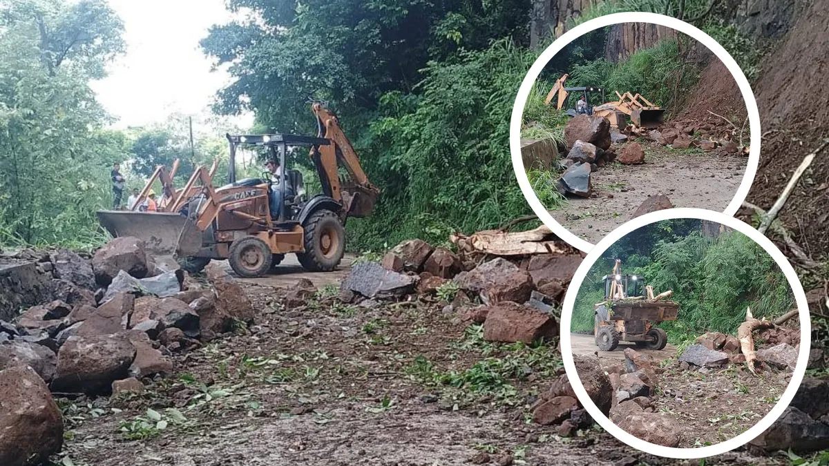 Retiran escombros tras deslave en carretera de Huautla.