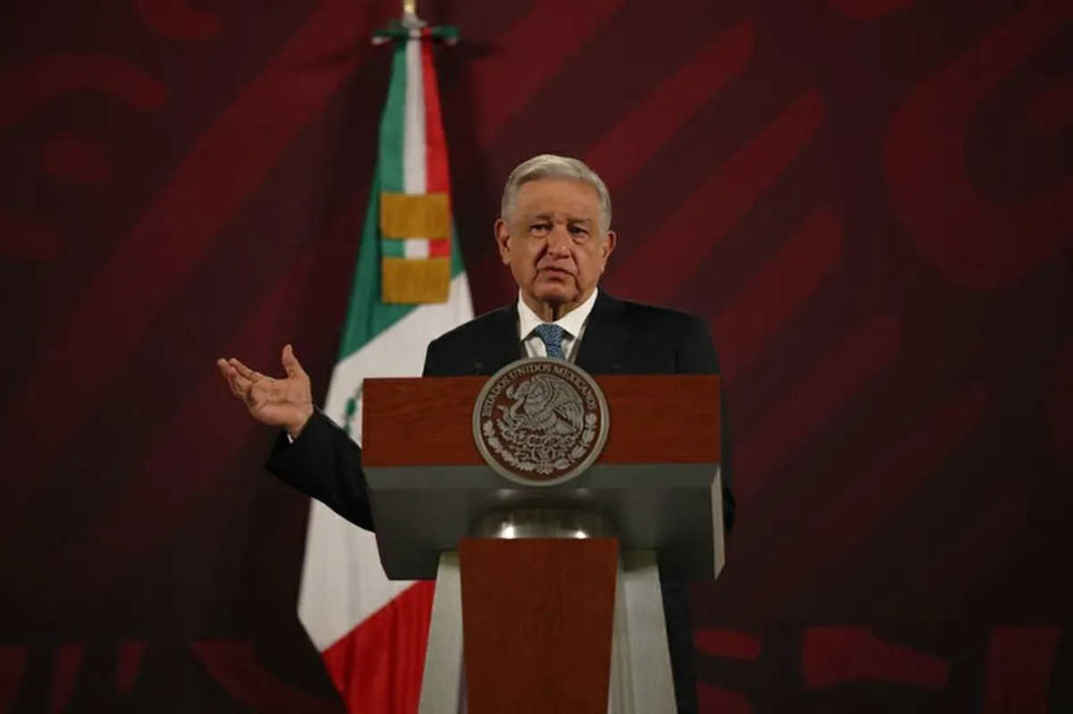 Hay una campaña de desprestigio contra Sedena y Semar: AMLO