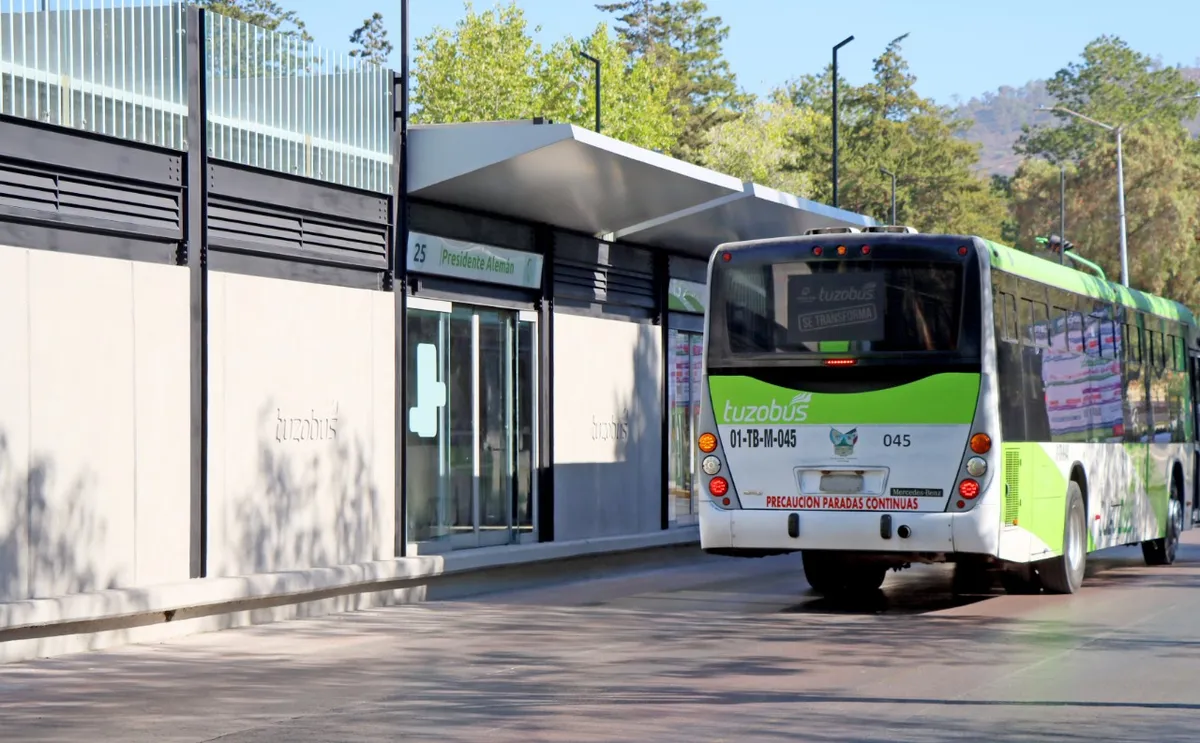 Este lunes entra en operación estación del Tuzobús Presidente Alemán