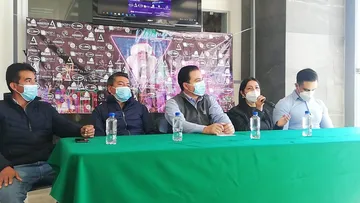 Turismo a la expectativa por llegada de Ómicron a México