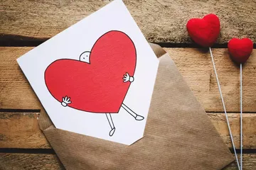 El 14 de febrero es la fecha ideal para expresar amor y gratitud. Descubre frases para dedicar a tu pareja, amigos y familia en este Día del Amor y la Amistad.