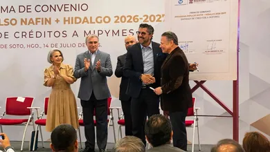 Firma del convenio entre Sedeco y NAFIN para impulsar créditos a mipymes en Hidalgo.