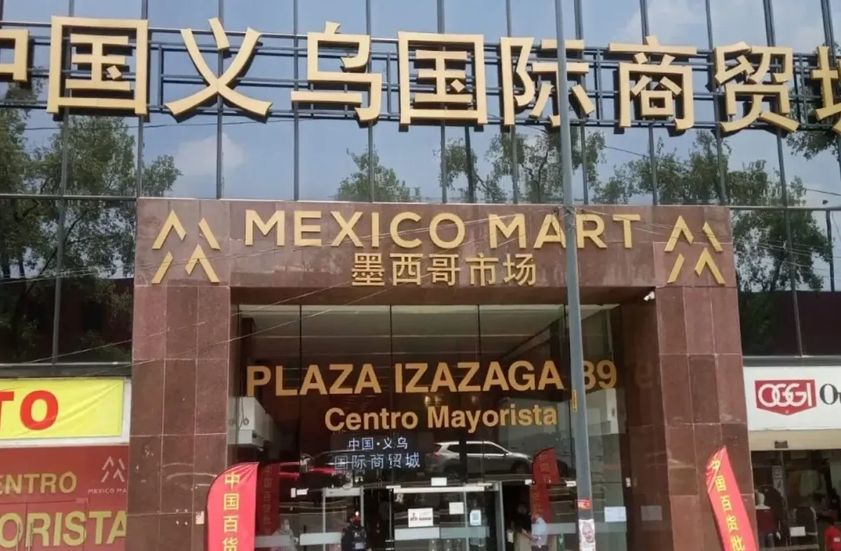 Conoce la Plaza de los Chinos en la Ciudad de México