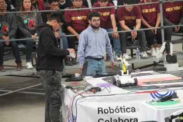 Hidalgo destina recursos para equipar laboratorios STEM en universidades y bachilleratos