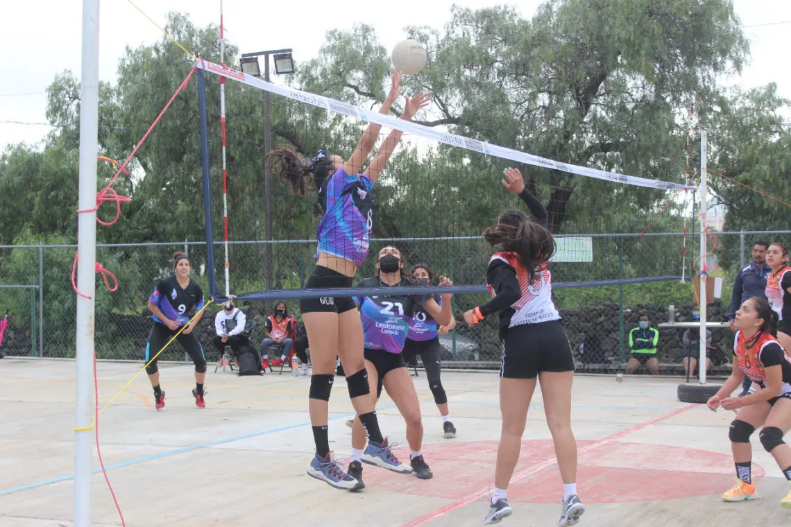 Lobos Huichapan Femenil, imparables e invictas, jugarán cuartos de final