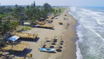 ¿Cuáles son las playas más cercanas a Hidalgo?
