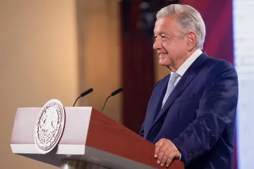 Adquisición de Mexicana no incluye la contratación de ex empleados: AMLO