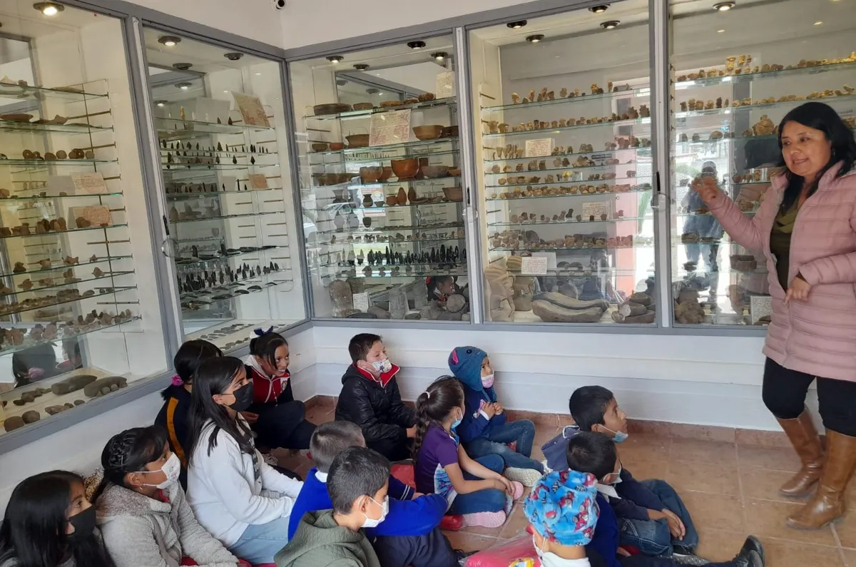 Museo Zazacuala en Santiago Tulantepec expone más de mil piezas arqueológicas