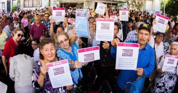 Cómo tramitar la pensión para adultos mayores de 65 años