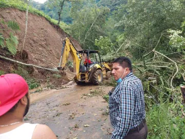 Grace dejó 90 derrumbes en San Bartolo Tutotepec