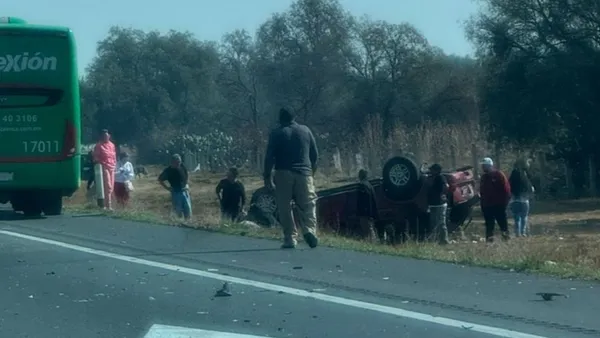 Volcadura de camioneta
