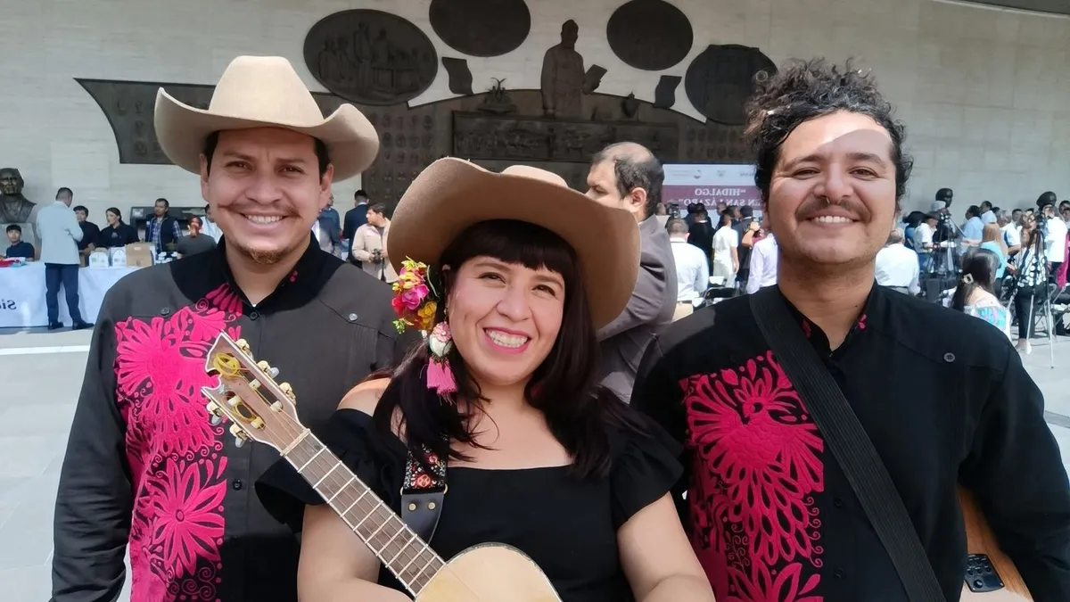 Los Tlacuilos representan la música huasteca en Colombia.