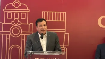 Revisaron 700 casos en Hidalgo… pero solo 12 funcionarios lograron justificar sus dos plazas