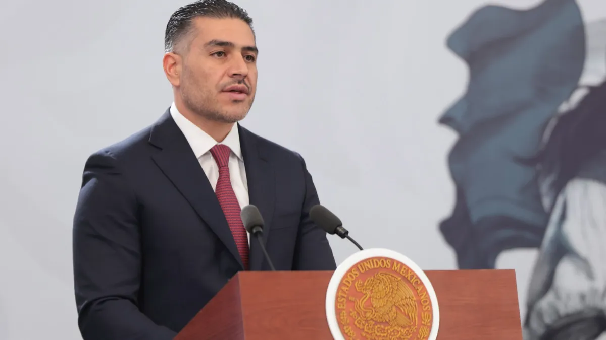 Autoridades federales realizaron un operativo en el funeral de El Mencho en Zapopan, Jalisco, con presencia de Guardia Nacional y Ejército para evitar disturbios tras bloqueos y quema de vehículos.