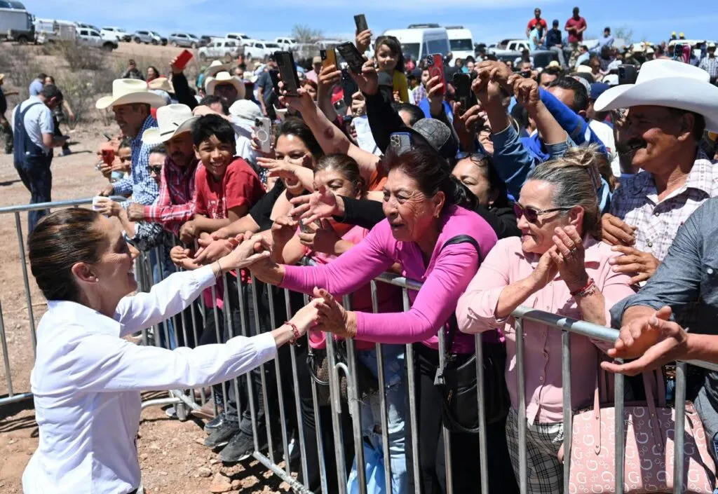 Sheinbaum encabeza inicio de construcción de la carretera en Sonora