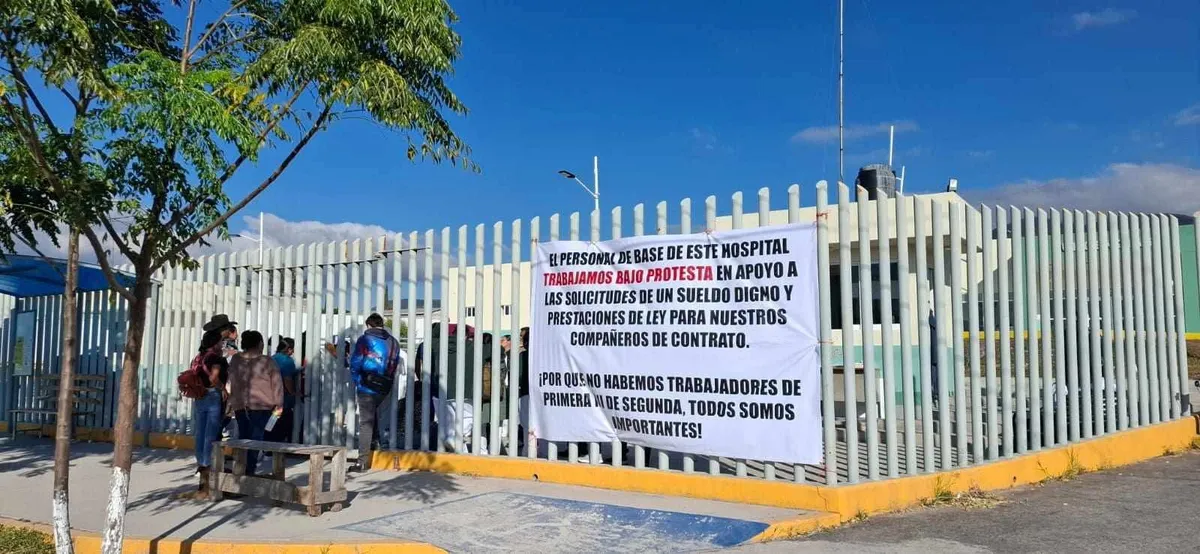 Protesta sin respuesta: personal del Hospital de Zimapán levanta bloqueo carretero
