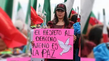 Simey reaparece en Chihuahua junto a Ariadna Montiel