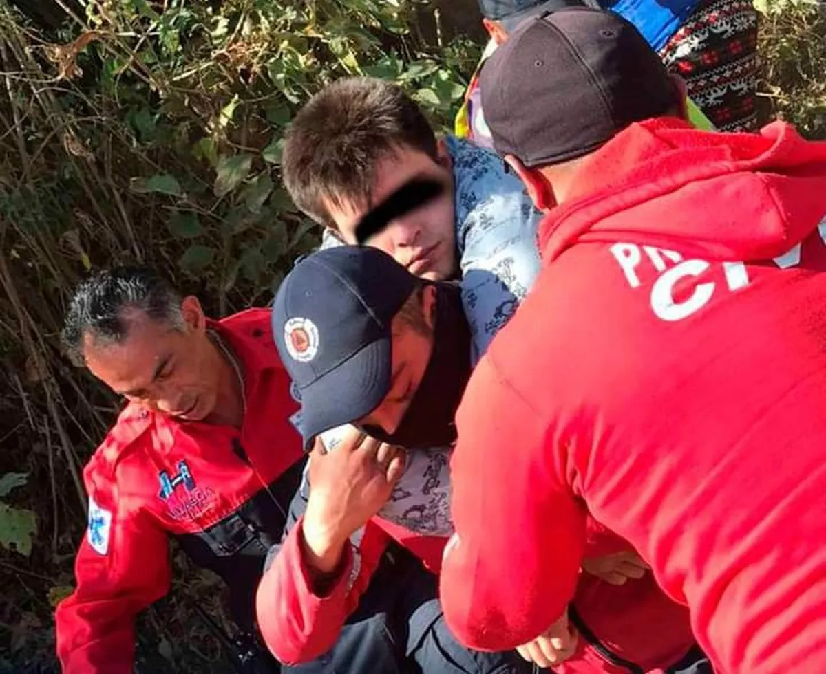 Encuentran a joven desaparecido con vida en el municipio de Huasca