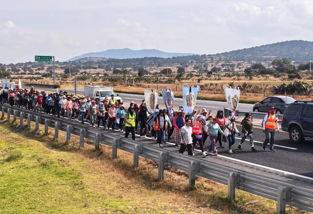 Peregrinación de Tenango de Doria a la Basílica de Guadalupe