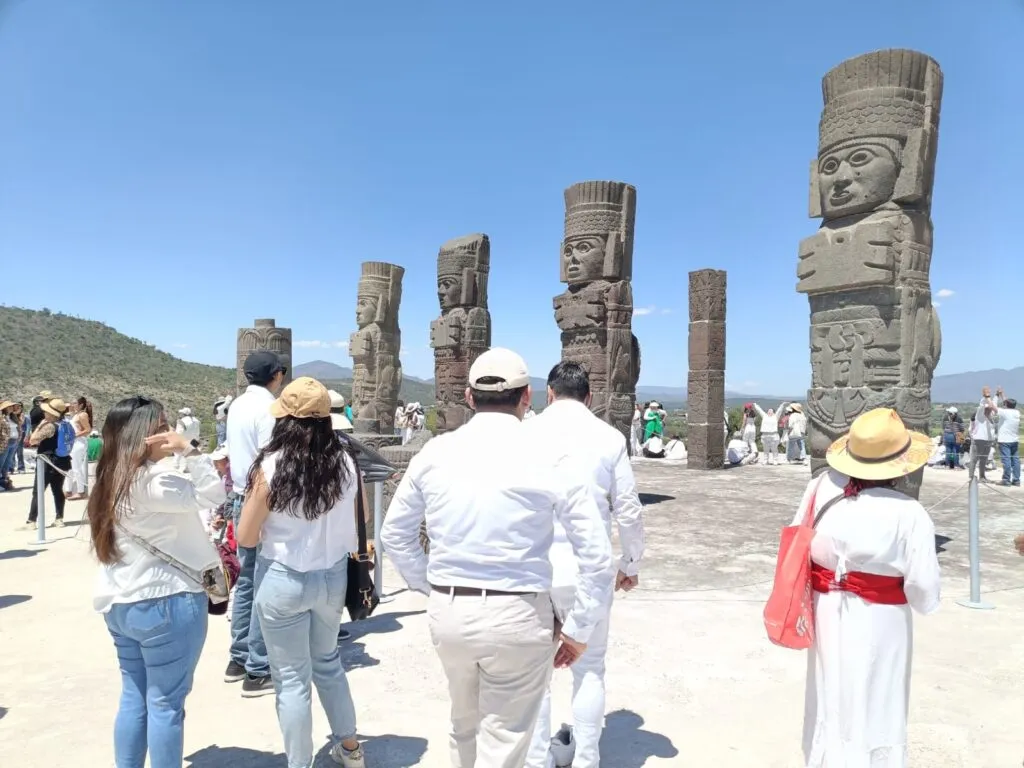 Tula recibe más de 8 mil visitantes por equinoccio de primavera en zona arqueológica