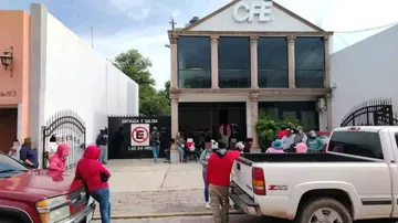 Estallan contra la CFE en Hidalgo: cierran oficinas tras cinco días sin luz