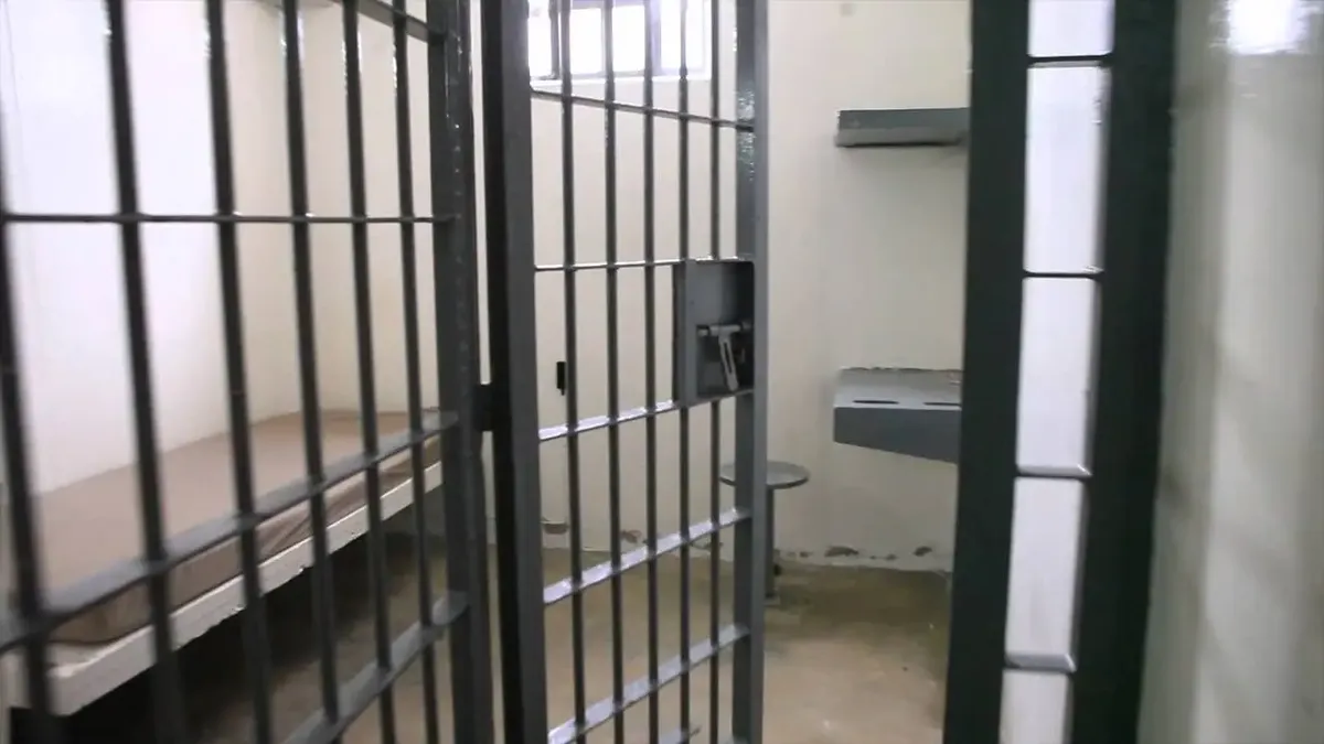 Barandillas violan gratuidad de certificación médica