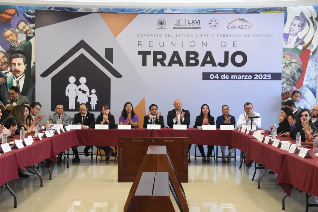 Congreso de Hidalgo firma declaratoria de colaboración con Canadevi