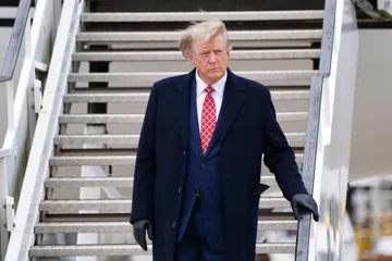 Imputan 37 cargos a Trump por arriesgar la seguridad de EU