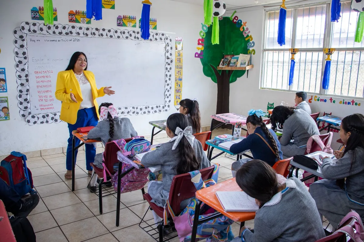 Todo listo para el inicio del ciclo escolar 2025-2026 en Hidalgo: conoce fechas clave y programas de apoyo.