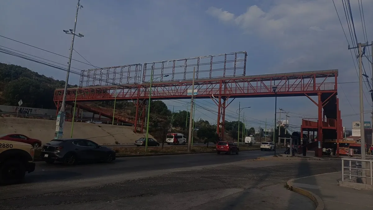 puente peatonal