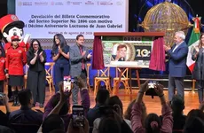 Hay 10 diseños diferentes de los billetes conmemorativos de la Lotería en homenaje a Juan Gabriel.