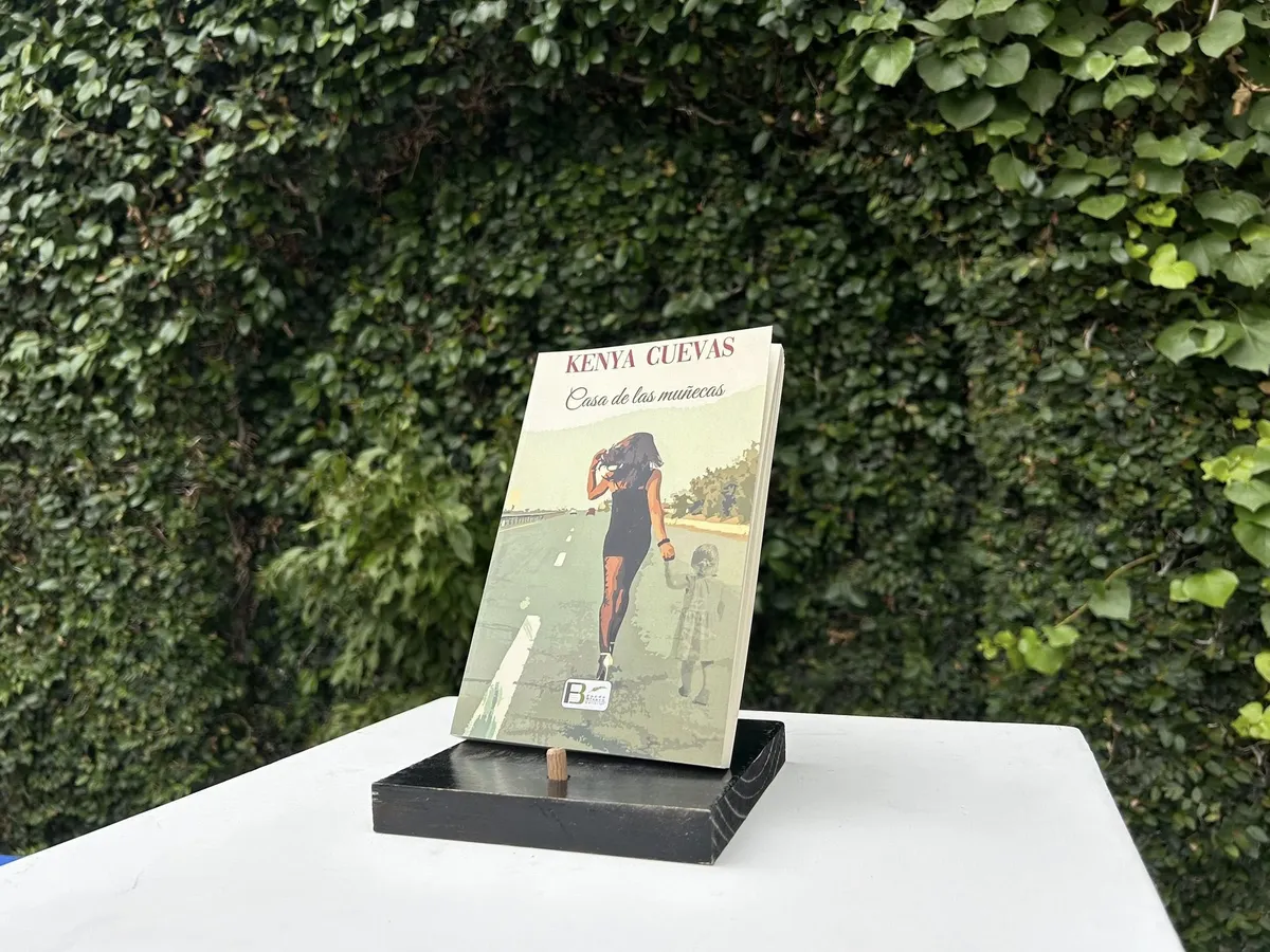 Kenya Cuevas escribe su lucha por derechos de la comunidad trans 