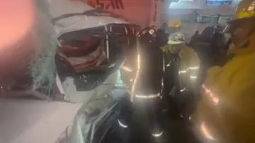 VIDEO. Rescatan a mujer prensada tras accidente en Progreso de Obregón