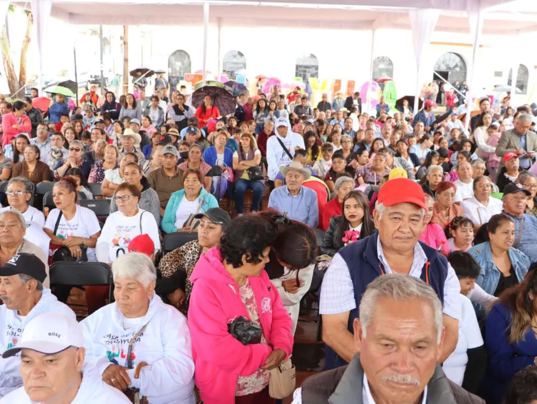 Armando Zúñiga Gutiérrez toma protesta en Tolcayuca