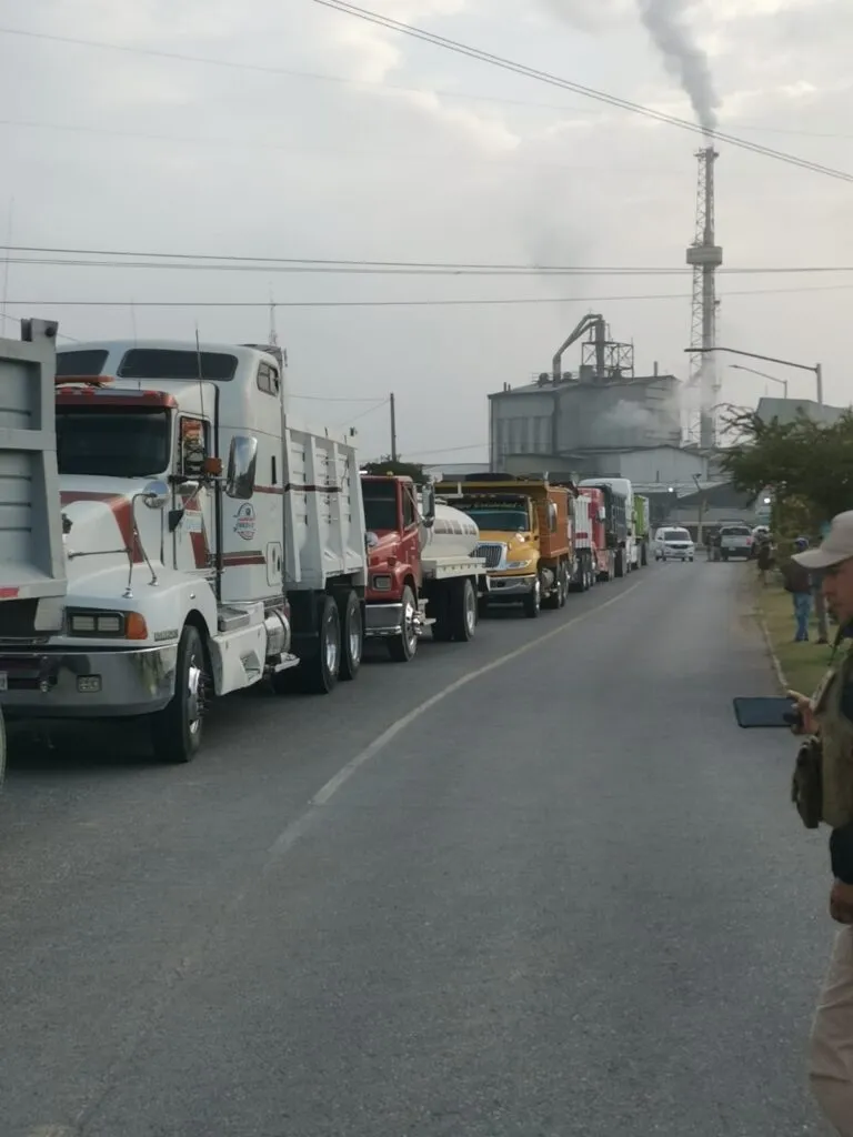 Transportistas piden ser incluidos en trabajos de construcción de la Central de Ciclo Combinado Tula II