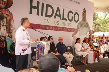 Ante injerencias externas, “es momento de corresponder a la presidenta”: Menchaca desde Los Pinos