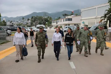 Evalúa Sheinbaum con gabinete afectaciones por ‘John’ en Guerrero