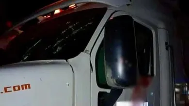 Ataque a operadores de tractocamión en la autopista México-Querétaro.