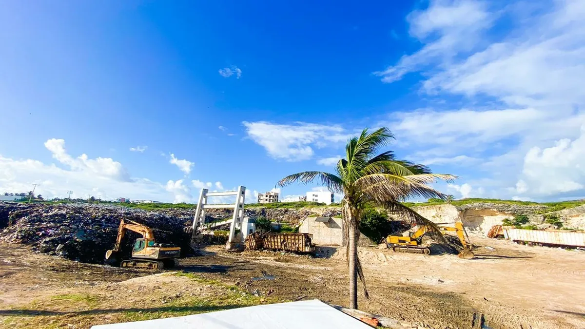 Isla Mujeres se inunda de basura; acusan desvío de recursos