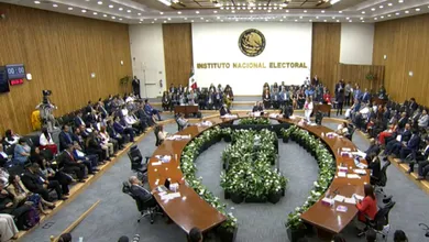 Para algunos consejeros como Carla Humphrey y Jaime Rivera fue considerado como extraño y pidieron a la presidenta Guadalupe Taddei una explicación.