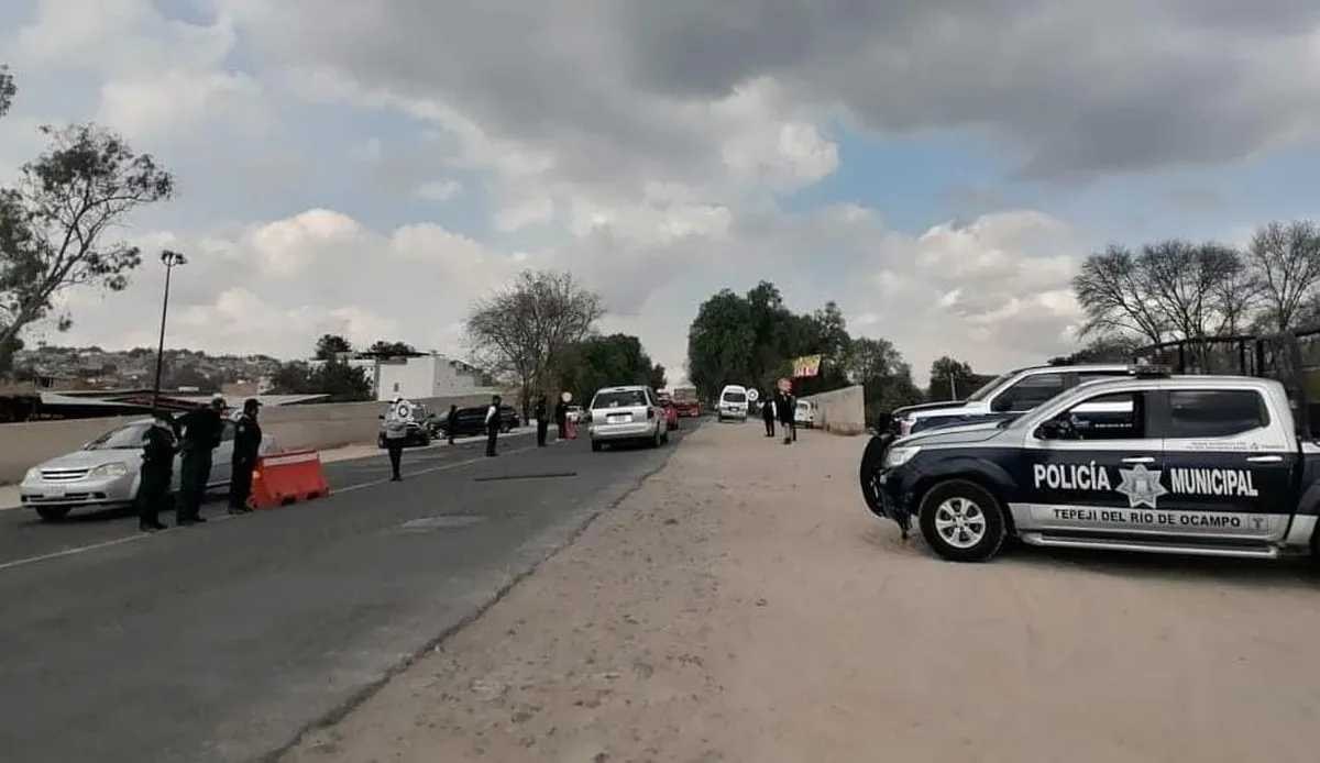 Comando armado roba constructora en Tepeji del Río