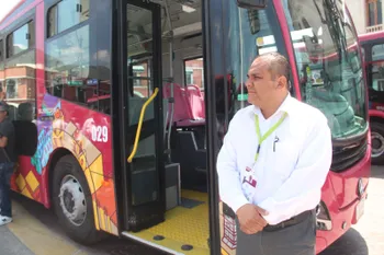 ¡Se buscan choferes! Abren convocatoria para el Sistema de Transporte Metropolitano; checa los requisitos