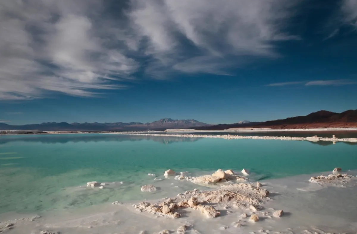 China, al segundo lugar global en reservas de litio