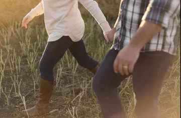 ¿Por qué se sienten mariposas en el estómago? Aquí la respuesta