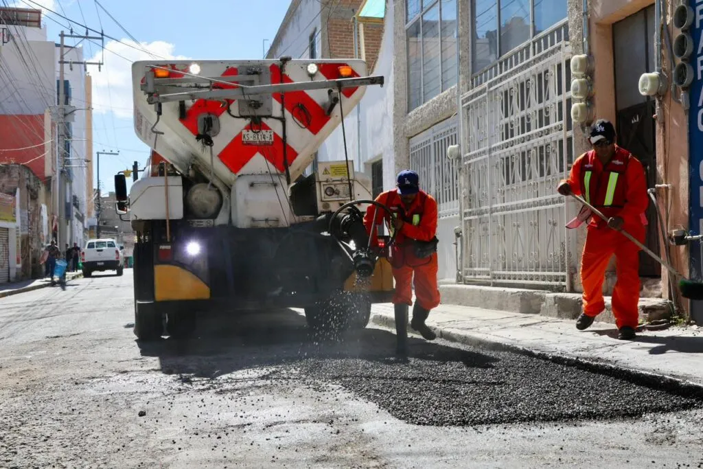 Avanza el bacheo en Pachuca con 100 calles rehabilitadas